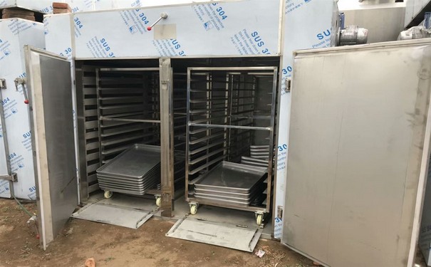 高溫烘箱是怎么選擇的？它要注意這些內(nèi)容！